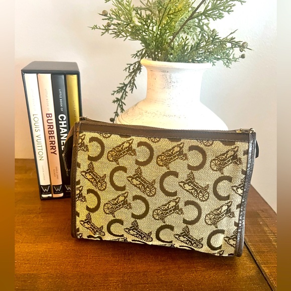 Celine Horse Carriage Vintage Clutch (with COA) - Picture 2 of 12